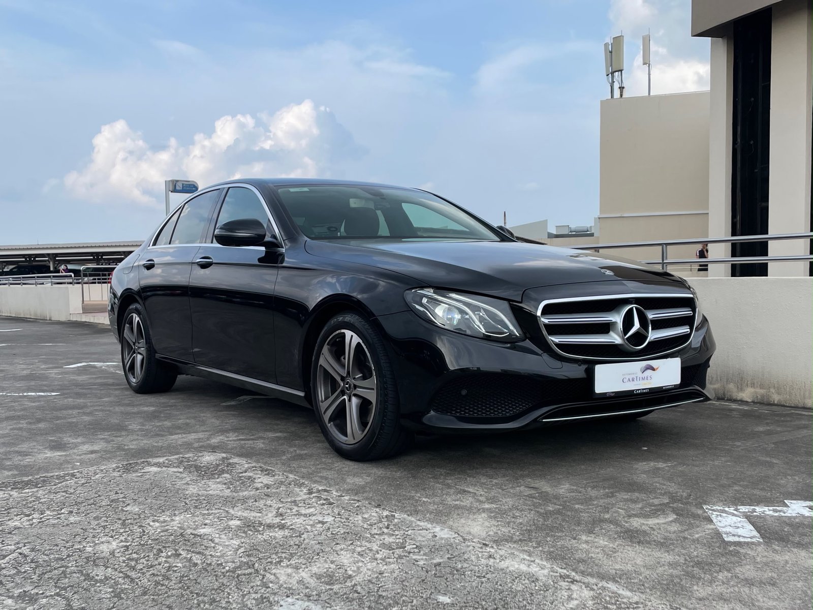 Used Mercedes-Benz E200 Avantgarde for sale in Singapore